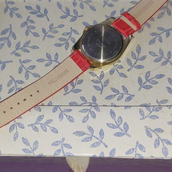 Manhattan by Croton Crystal Bezel Watch - Picture 3 of 5